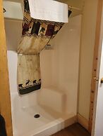 Sleepy Hollow Cabins and Hotel