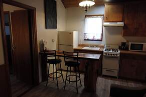 Sleepy Hollow Cabins and Hotel