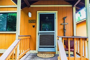 Sleepy Hollow Cabins and Hotel