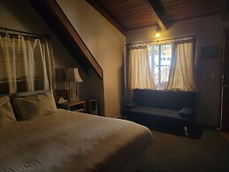 Sleepy Hollow Cabins and Hotel