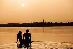 Água Hotels Riverside