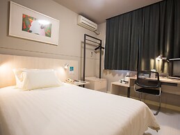 Jinjiang Inn Chuangchun Quanan Square