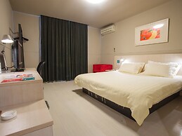 Jinjiang Inn Jingshi Road Quancheng Park