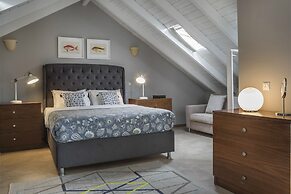 Balhambra Suites - Adults Only