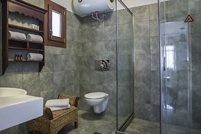 Balhambra Suites - Adults Only