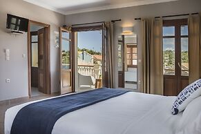 Balhambra Suites - Adults Only