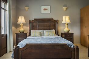 Balhambra Suites - Adults Only