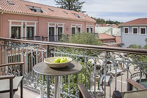 Balhambra Suites - Adults Only