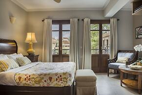 Balhambra Suites - Adults Only