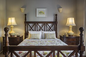 Balhambra Suites - Adults Only