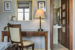 Balhambra Suites - Adults Only