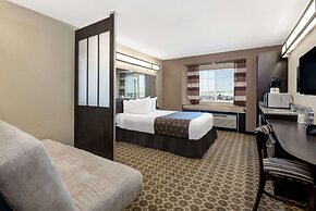 Microtel Inn & Suites by Wyndham Williston