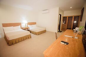 Almont Inland Resort