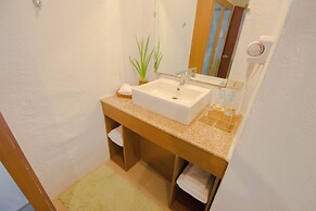 Almont Inland Resort