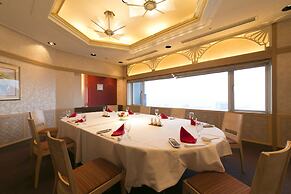 Shin Osaka Washington Hotel Plaza