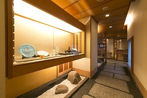 Shin Osaka Washington Hotel Plaza