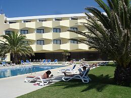 Hotel Caravelas