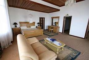 Top Hill Residence Kiriri