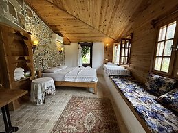 Koyevi Olympos Countryhouse
