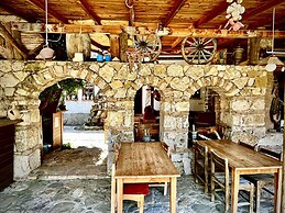 Koyevi Olympos Countryhouse