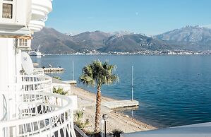 Hotel Azzurro