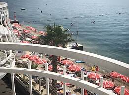 Hotel Azzurro