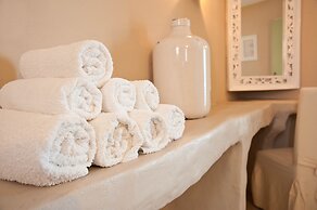 Altana Boutique Hotel