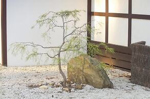 Shizuka Ryokan Japanese Guesthouse