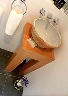 Shizuka Ryokan Japanese Guesthouse