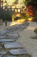 Shizuka Ryokan Japanese Guesthouse