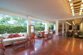 Kalanan Riverside Resort