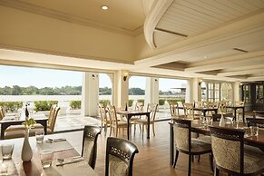 Kalanan Riverside Resort