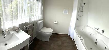 Jade Court Motor Lodge