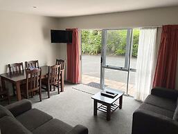 Jade Court Motor Lodge