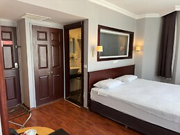Ata Park Hotel