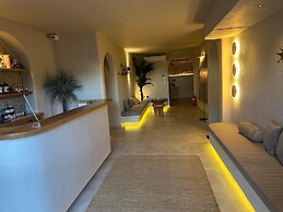 Ata Park Hotel