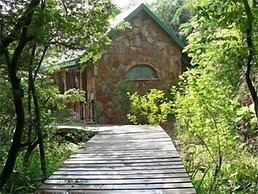 Forest Creek Lodge & Spa