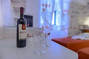 Studio Apartments Stradun