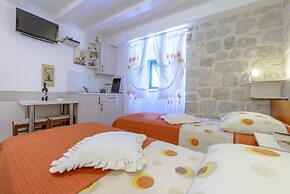 Studio Apartments Stradun