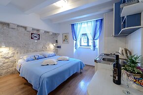 Studio Apartments Stradun