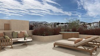 NAUMA PAROS | Design Boutique Hotel