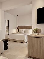 NAUMA PAROS | Design Boutique Hotel