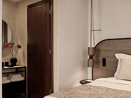 NAUMA PAROS | Design Boutique Hotel