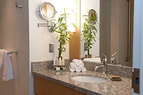 The Holman Grand Hotel