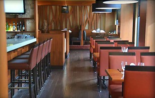 The Holman Grand Hotel