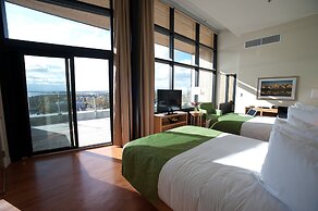 The Holman Grand Hotel