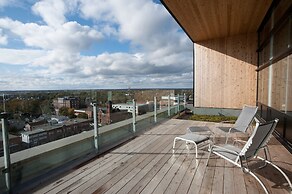 The Holman Grand Hotel