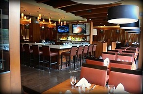 The Holman Grand Hotel