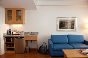 The Holman Grand Hotel