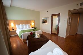 The Holman Grand Hotel